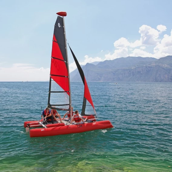 Grabner Happy Cat Hurricane Katamaran Segelboot 4 Grabner Happy Cat Hurricane Katamaran Segelboot – Bild 2